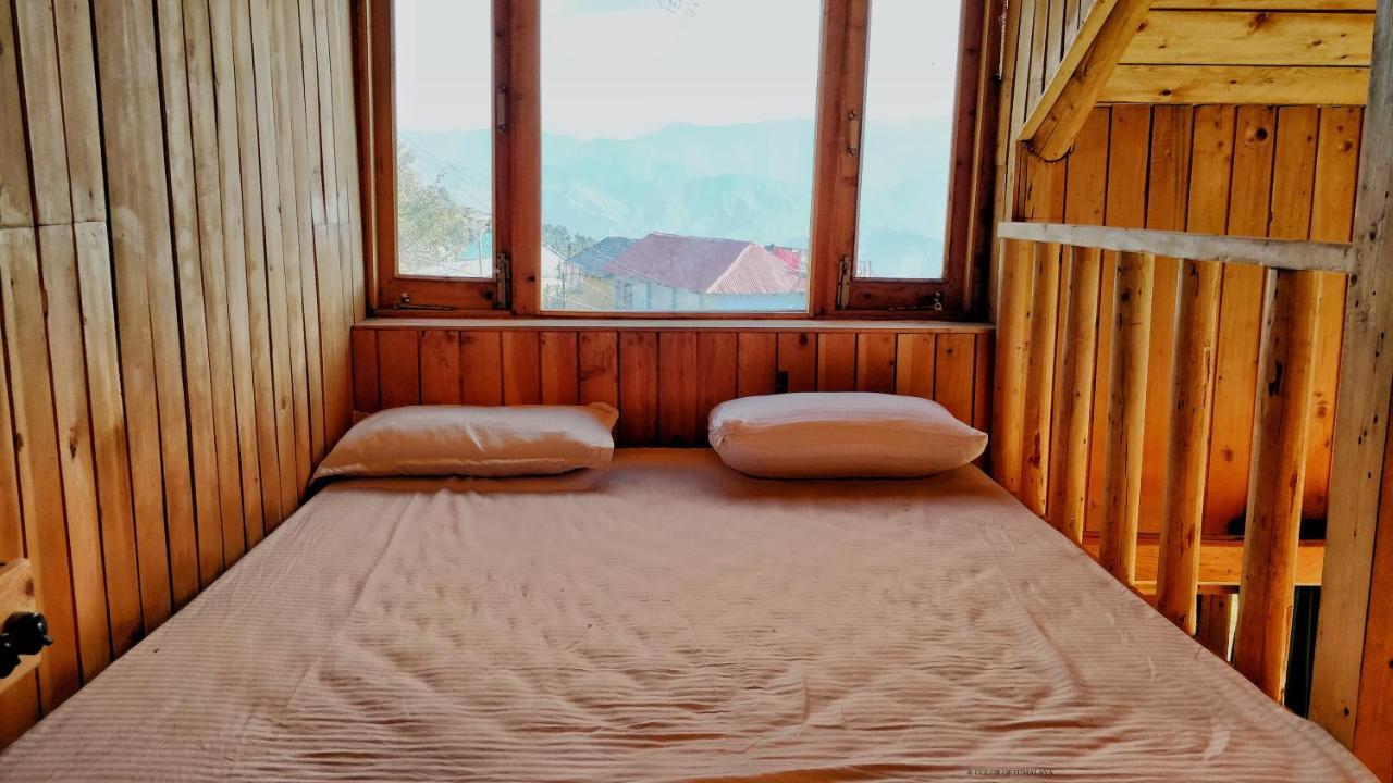 Loghouse At Khajjiar Lake エクステリア 写真