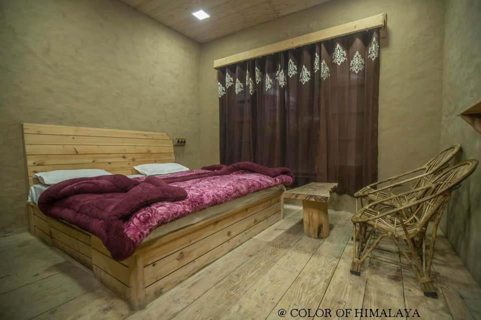 Loghouse At Khajjiar Lake エクステリア 写真